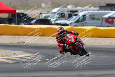 media/Apr-10-2022-SoCal Trackdays (Sun) [[f104b12566]]/Turn 2 (1135am)/